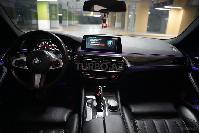BMW 530-8