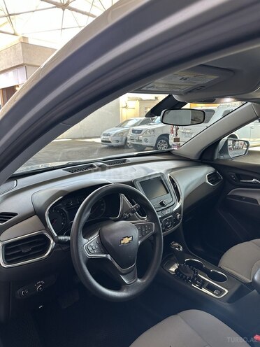 Chevrolet Equinox-7