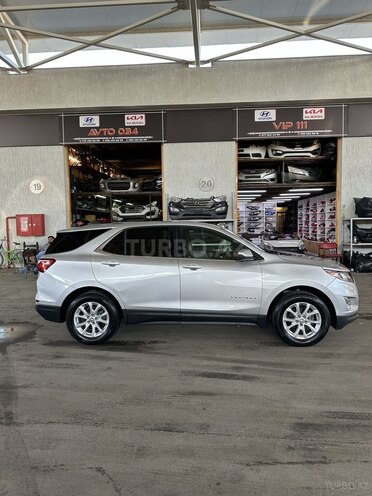 Chevrolet Equinox-4