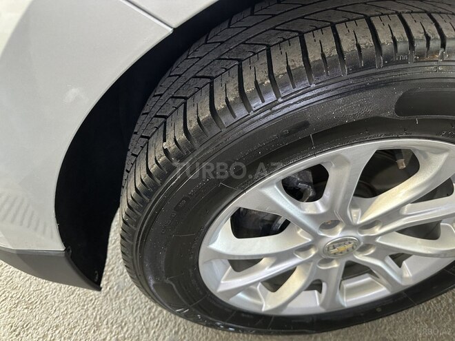 Chevrolet Equinox-11