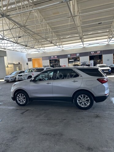 Chevrolet Equinox-5