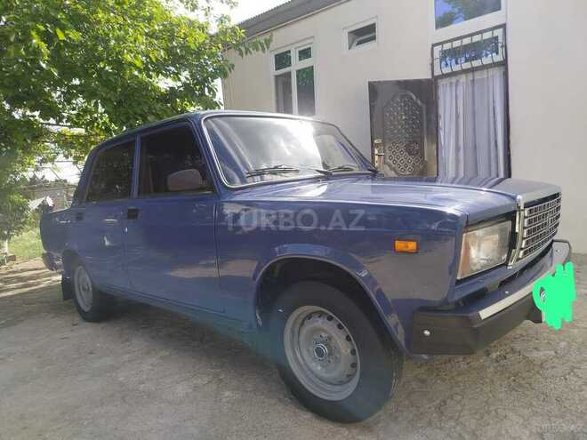 LADA (VAZ) 2107-2