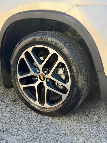 Chevrolet Trax-8