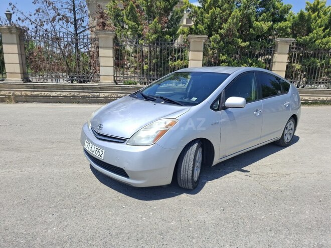 Toyota Prius-8