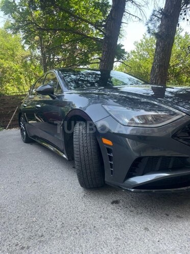 Hyundai Sonata-6