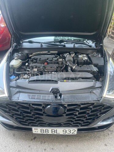Hyundai Sonata-12
