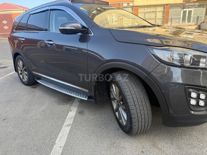 Kia Sorento-4