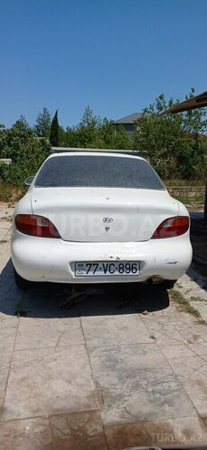 Hyundai Elantra-2