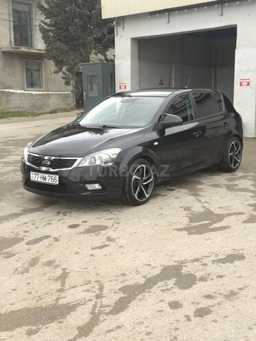 Kia Ceed-1