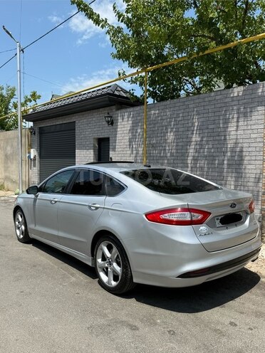 Ford Fusion (North America)-3