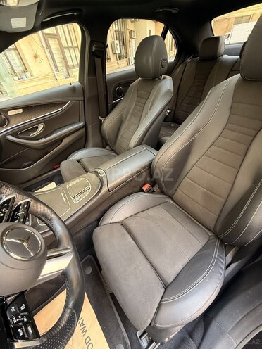 Mercedes E 220 d-10