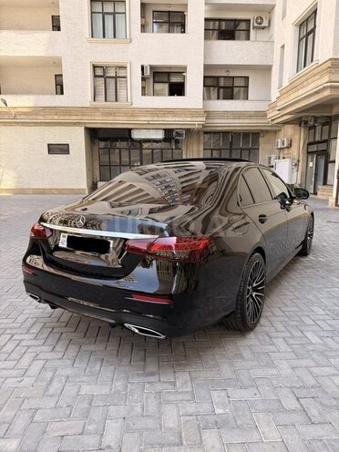 Mercedes E 220 d-5