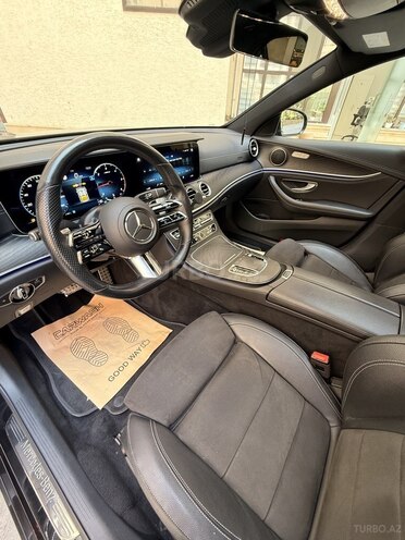 Mercedes E 220 d-9