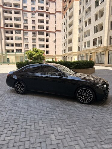 Mercedes E 220 d-8