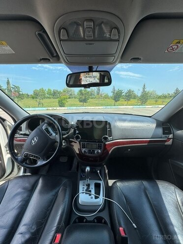 Hyundai Santa Fe-6