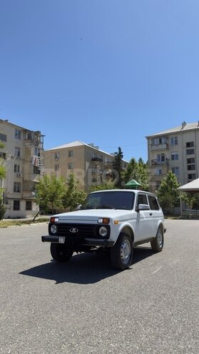 LADA (VAZ) Niva-2