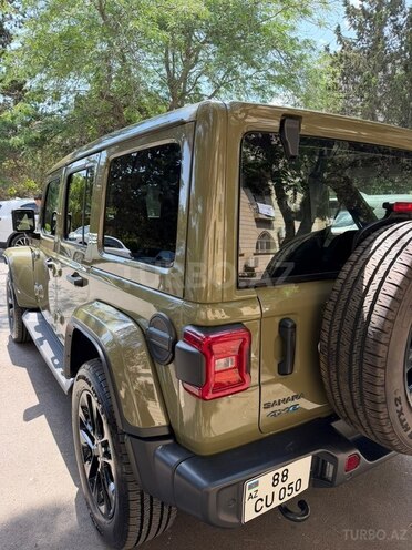 Jeep Wrangler-4