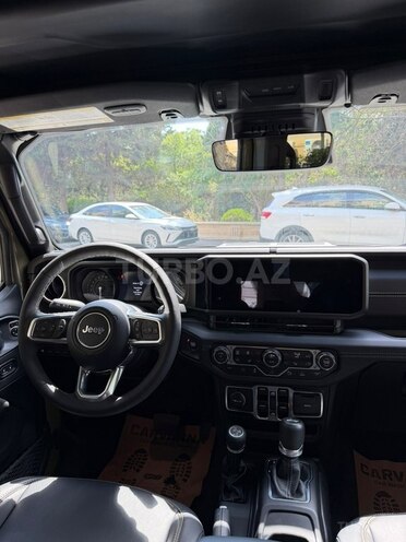 Jeep Wrangler-10