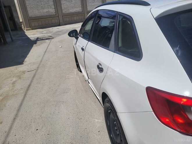 SEAT Ibiza-8