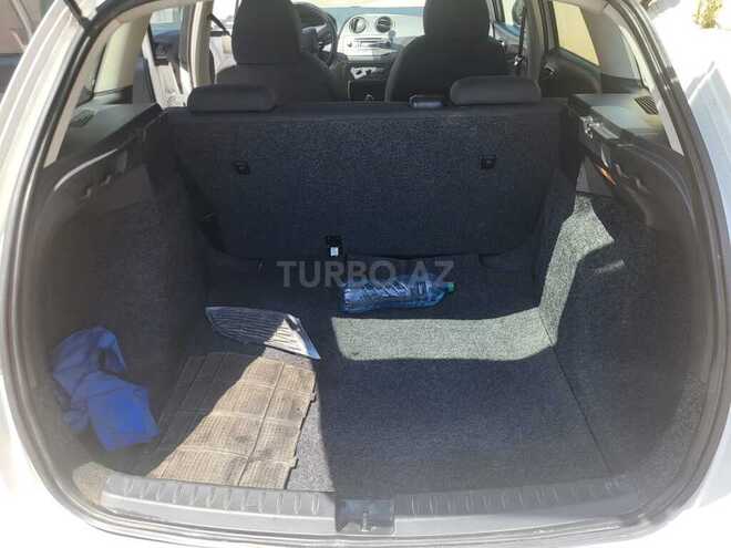 SEAT Ibiza-13
