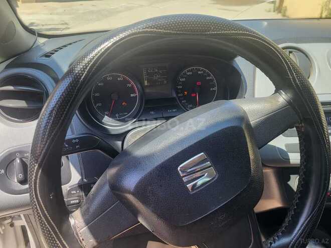 SEAT Ibiza-9