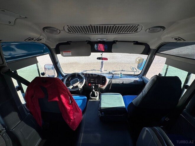 Hyundai County-10