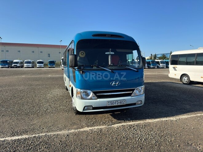 Hyundai County-4