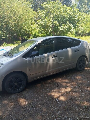 Toyota Prius-6