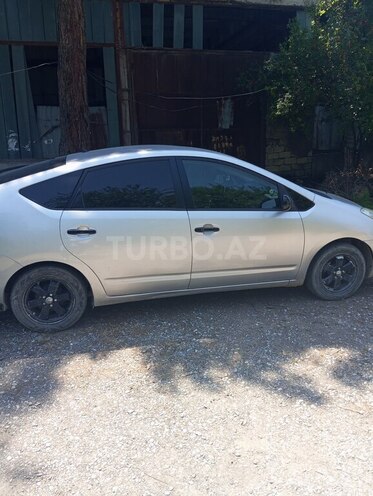 Toyota Prius-7