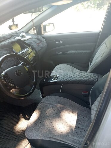 Toyota Prius-9