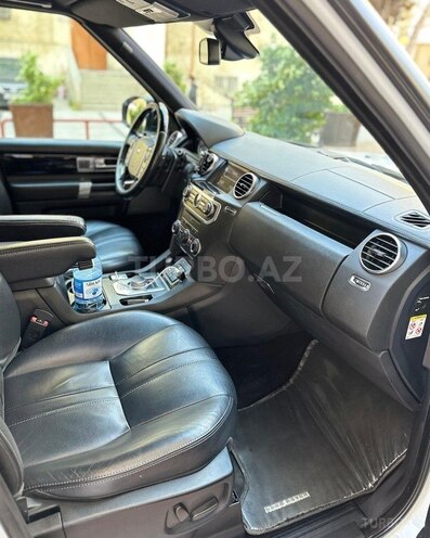 Land Rover Discovery-5