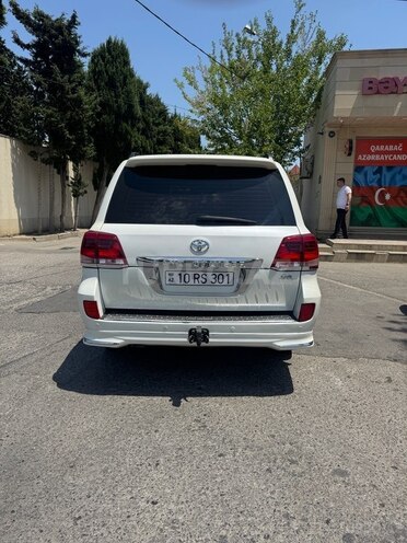 Toyota Land Cruiser-2