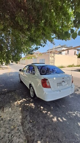 Daewoo Gentra-4
