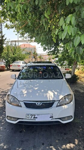Daewoo Gentra-1