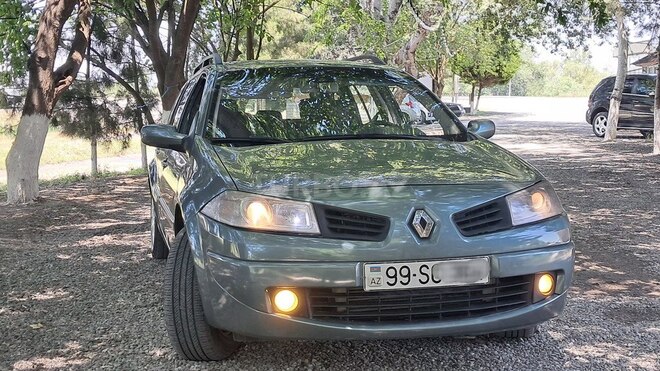 Renault Megane-10