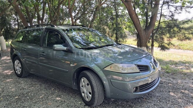 Renault Megane-6