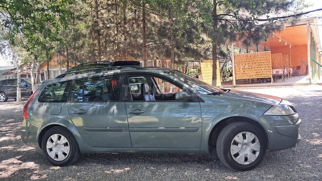 Renault Megane-8