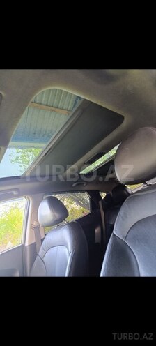 Hyundai ix35-6