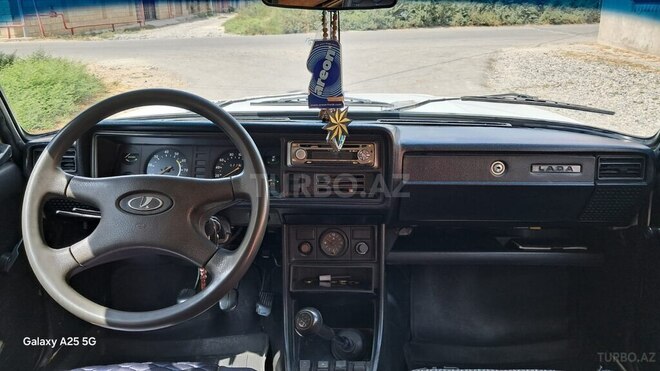 LADA (VAZ) 2107-4