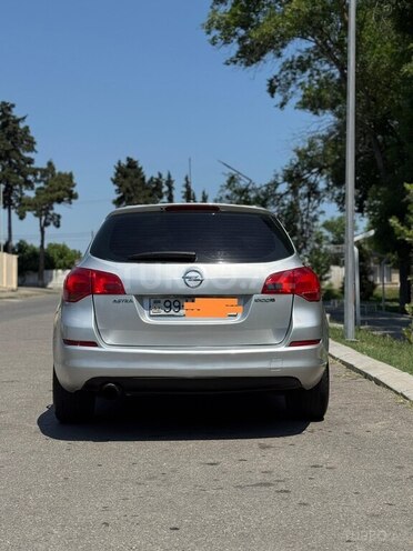 Opel Astra-2