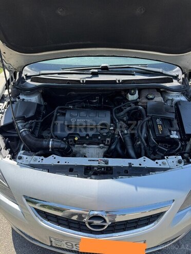 Opel Astra-9