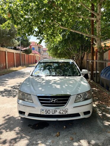 Hyundai Sonata-1