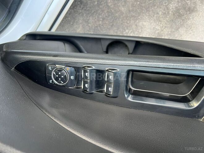 Ford Fusion (North America)-17