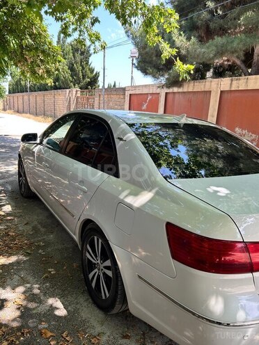 Hyundai Sonata-6
