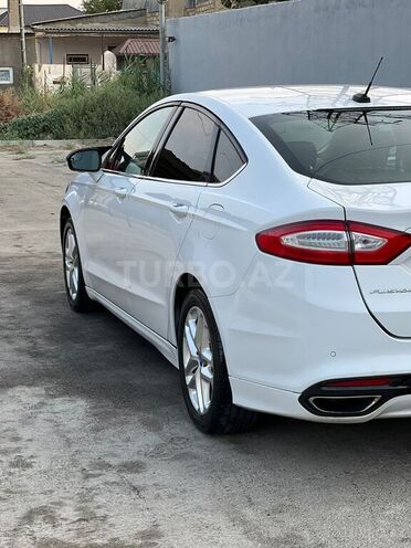 Ford Fusion (North America)-6
