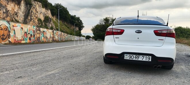 Kia Rio-6