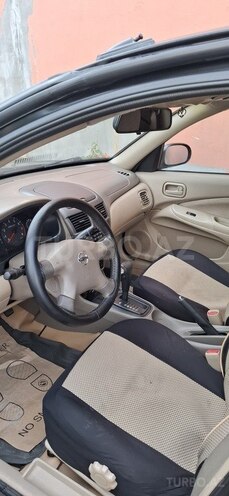 Nissan Sunny-13