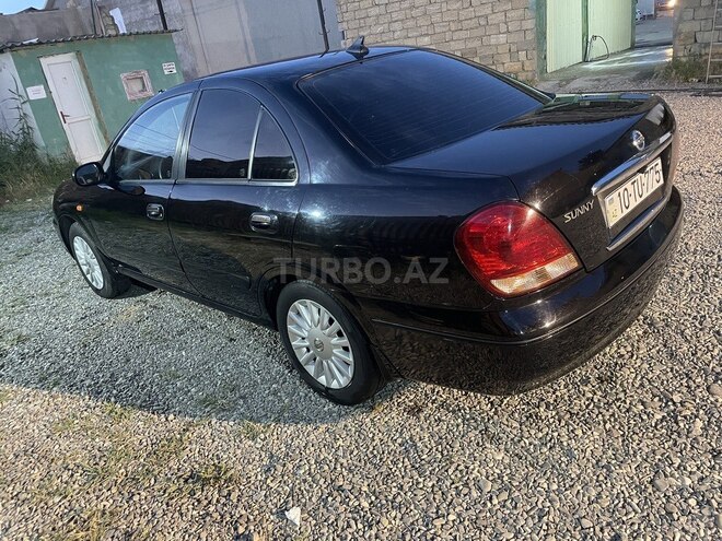 Nissan Sunny-6