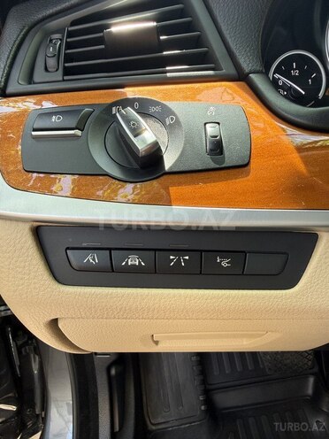 BMW 528-11