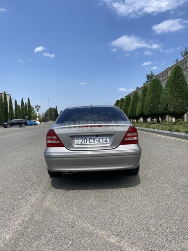 Mercedes C 230-4